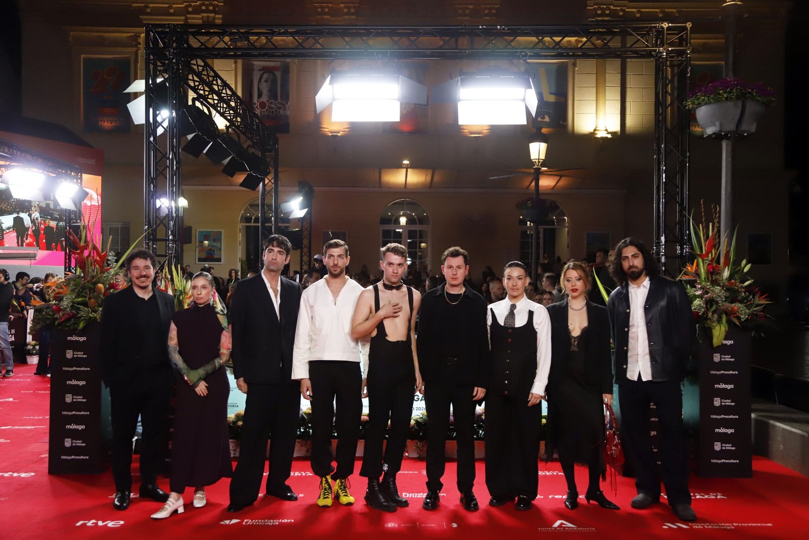 Equipo LA CARN_Alfombra Roja_Alex Zea